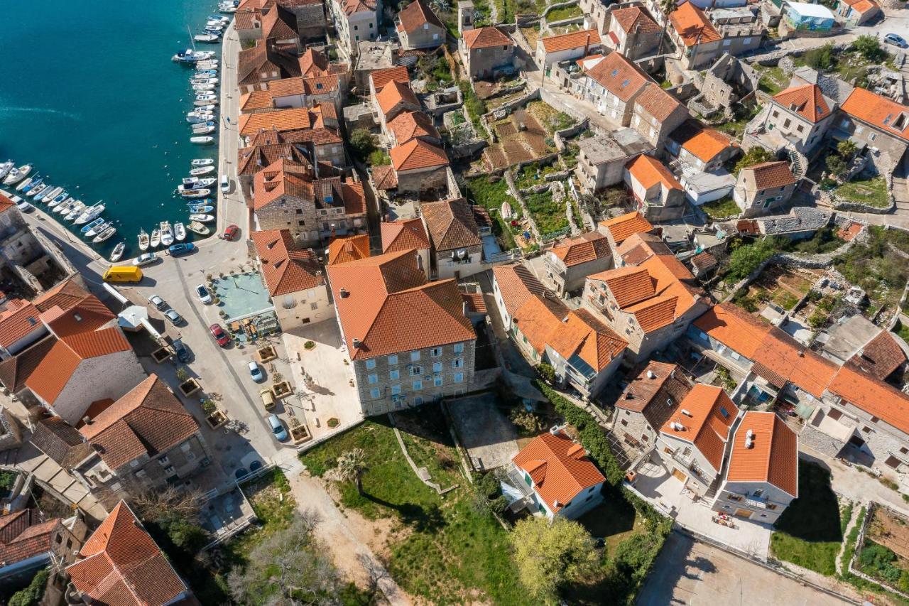 Luxury Stone Villa Nevija 2022 Private Villa Milna  Kültér fotó