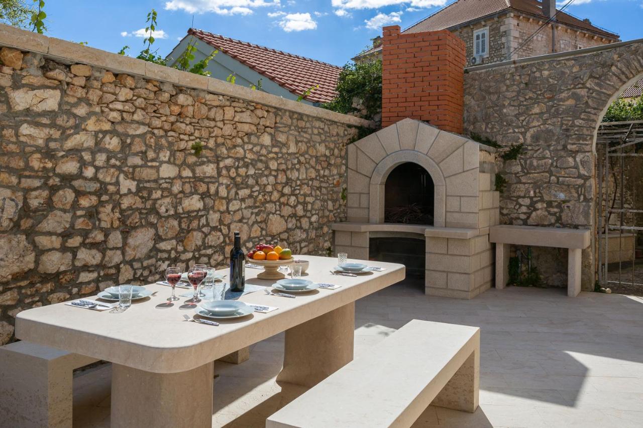 Luxury Stone Villa Nevija 2022 Private Villa Milna  Kültér fotó
