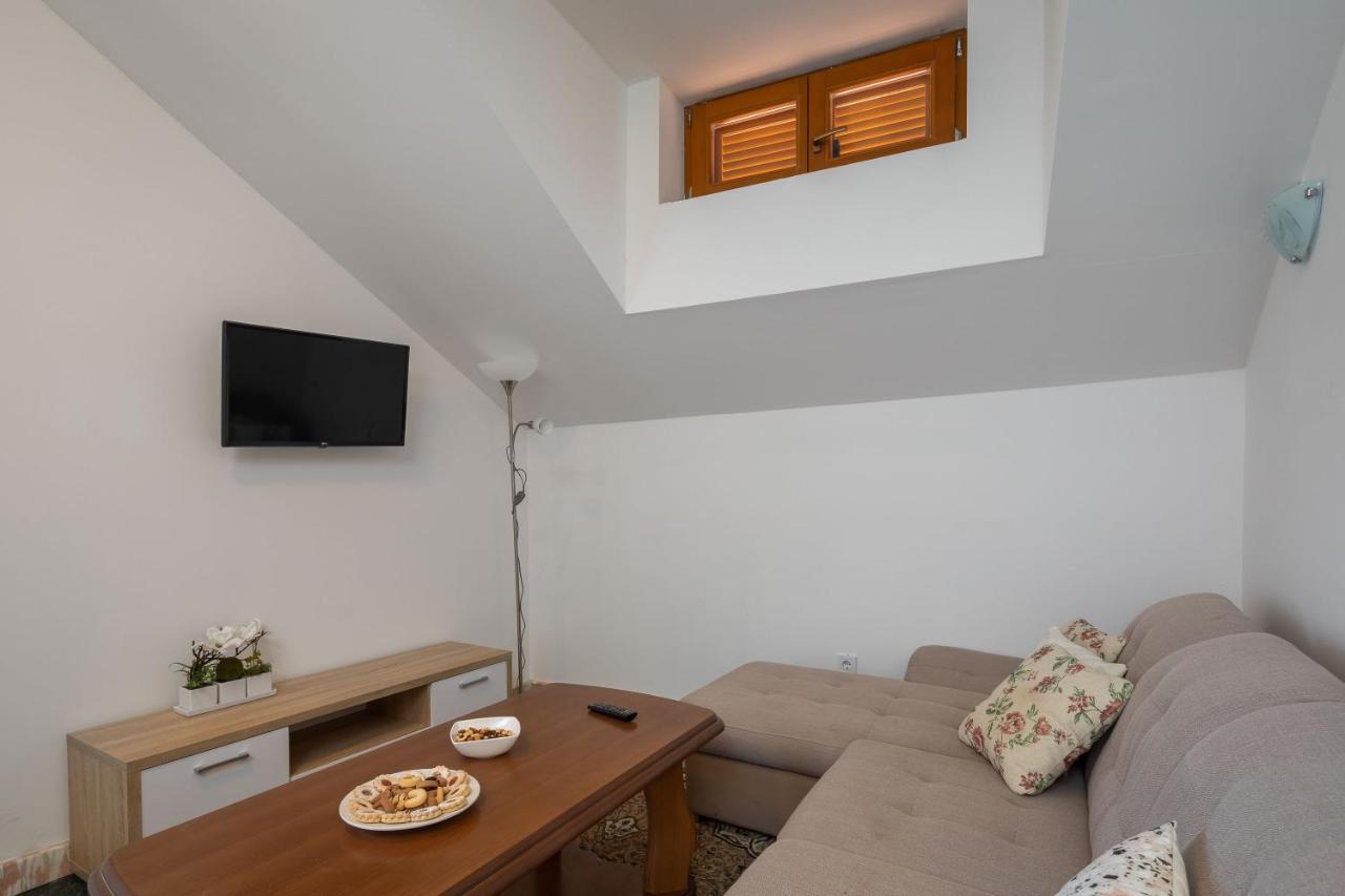 Luxury Stone Villa Nevija 2022 Private Villa Milna  Szoba fotó