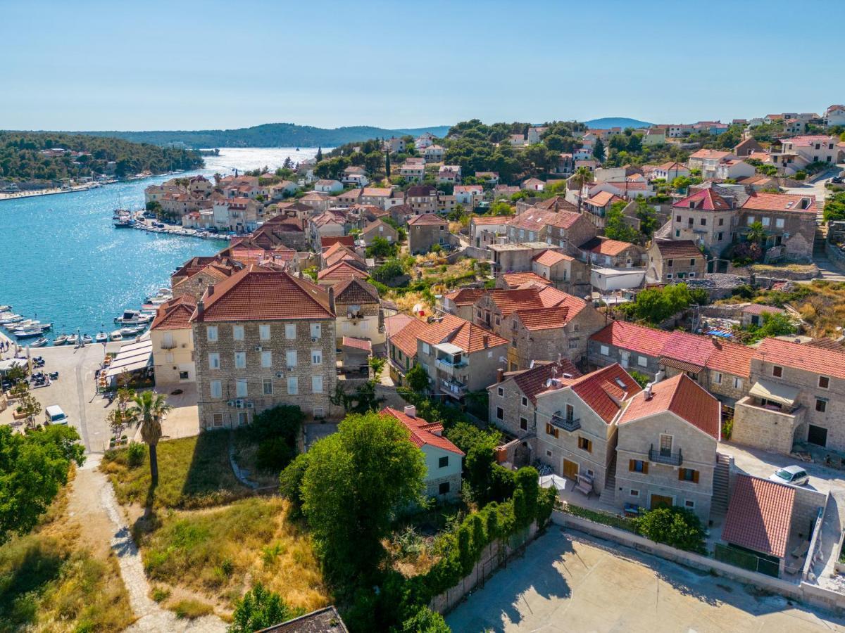 Luxury Stone Villa Nevija 2022 Private Villa Milna  Kültér fotó