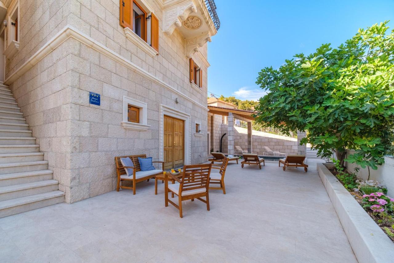 Luxury Stone Villa Nevija 2022 Private Villa Milna  Kültér fotó